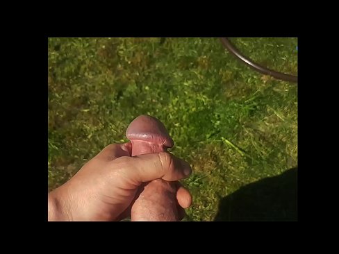 ❤️ Une chaudasse se fait baiser la chatte rose et jouit avec une giclée dans un jardin d'été... ️❌ Super porno at porn fr.risegame.top ❌️